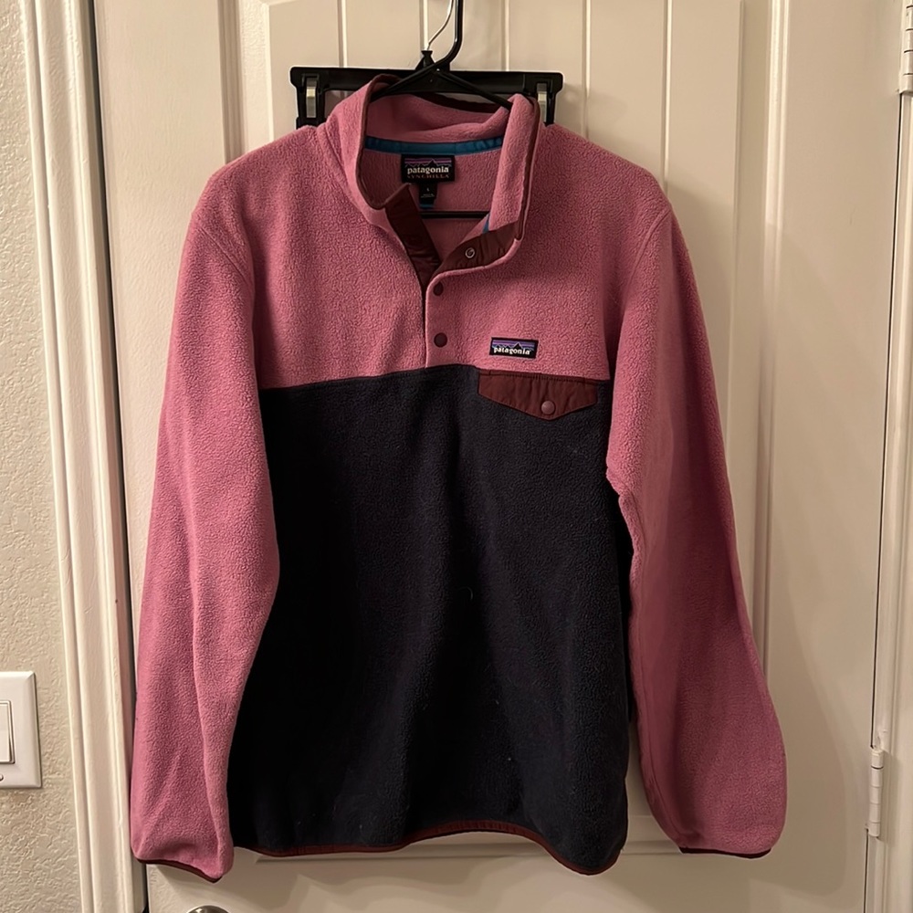 Patagonia Fleece - Size Large - Pink and Black
